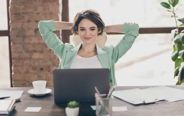 Jakie są materialne i niematerialne narzędzia motywacji pracowników?